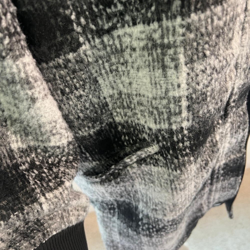 Plaid jacket - Picture 4 of 7